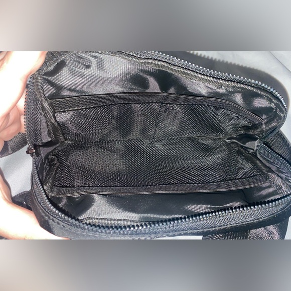 Belt Bag 👜 - Picture 3 of 3